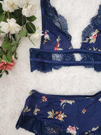 Naeva Bralette Set in Navy Floral image 0