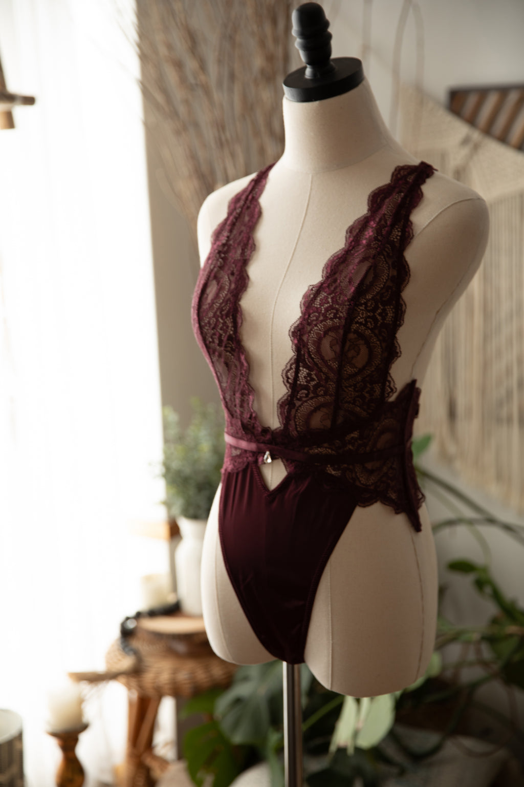 Sadie Plunge Teddy in Burgundy