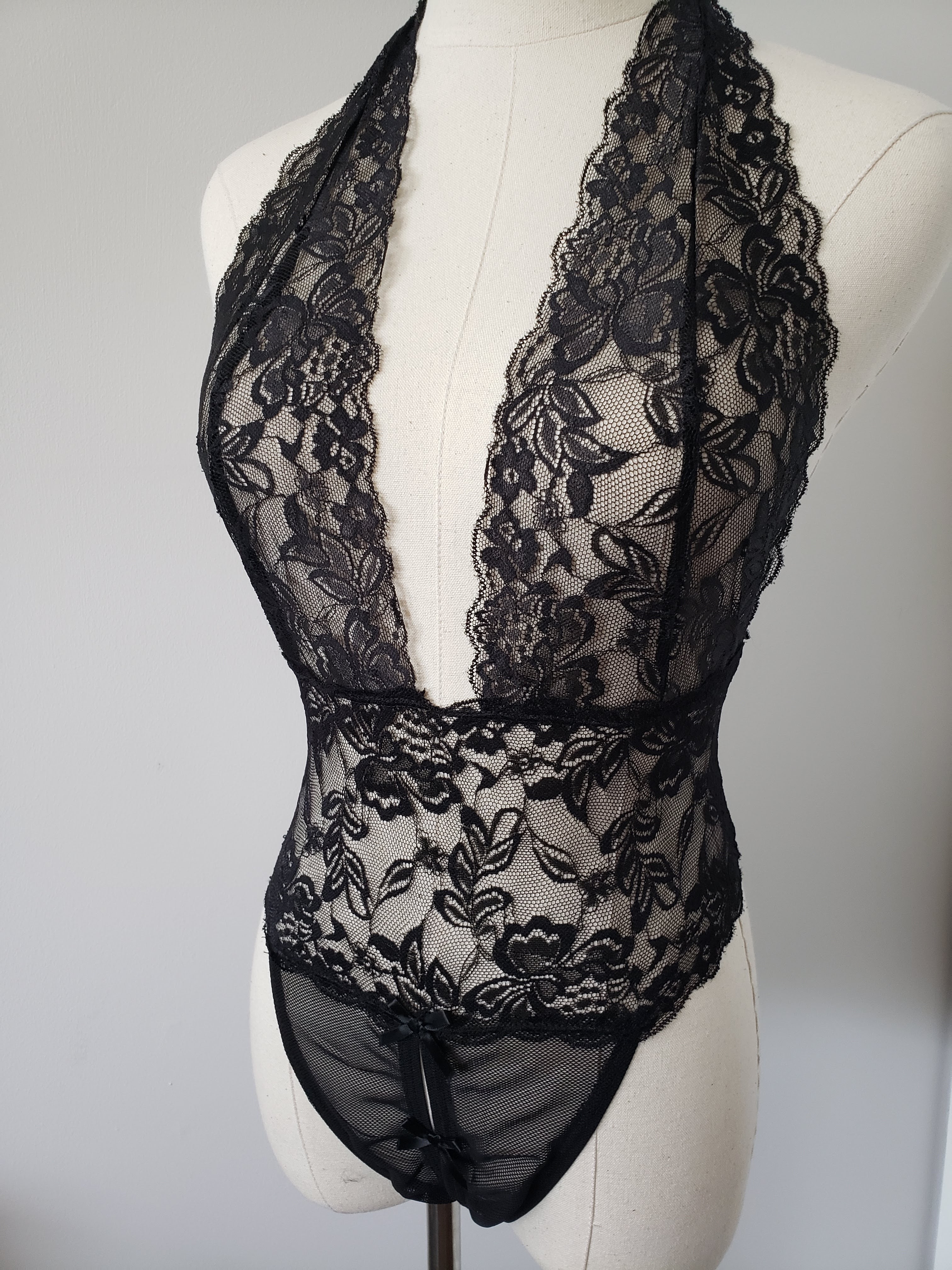 Lace Band Teddy in Black-Diva Plus image 8