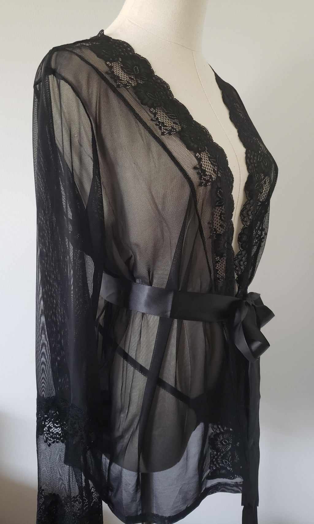Lace and Mesh Robe with Panty in Black image 6