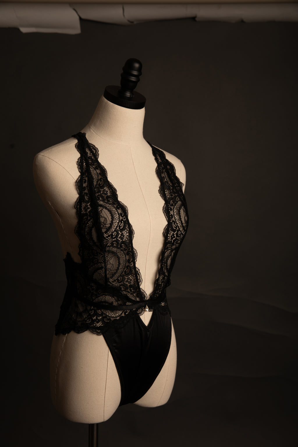 Sadie Plunge Teddy in Black