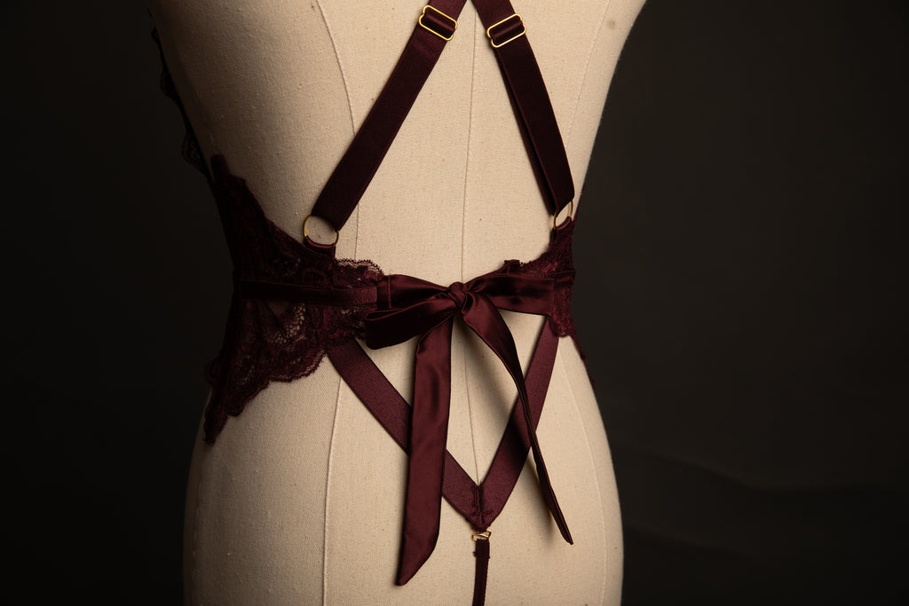 Sadie Plunge Teddy in Burgundy