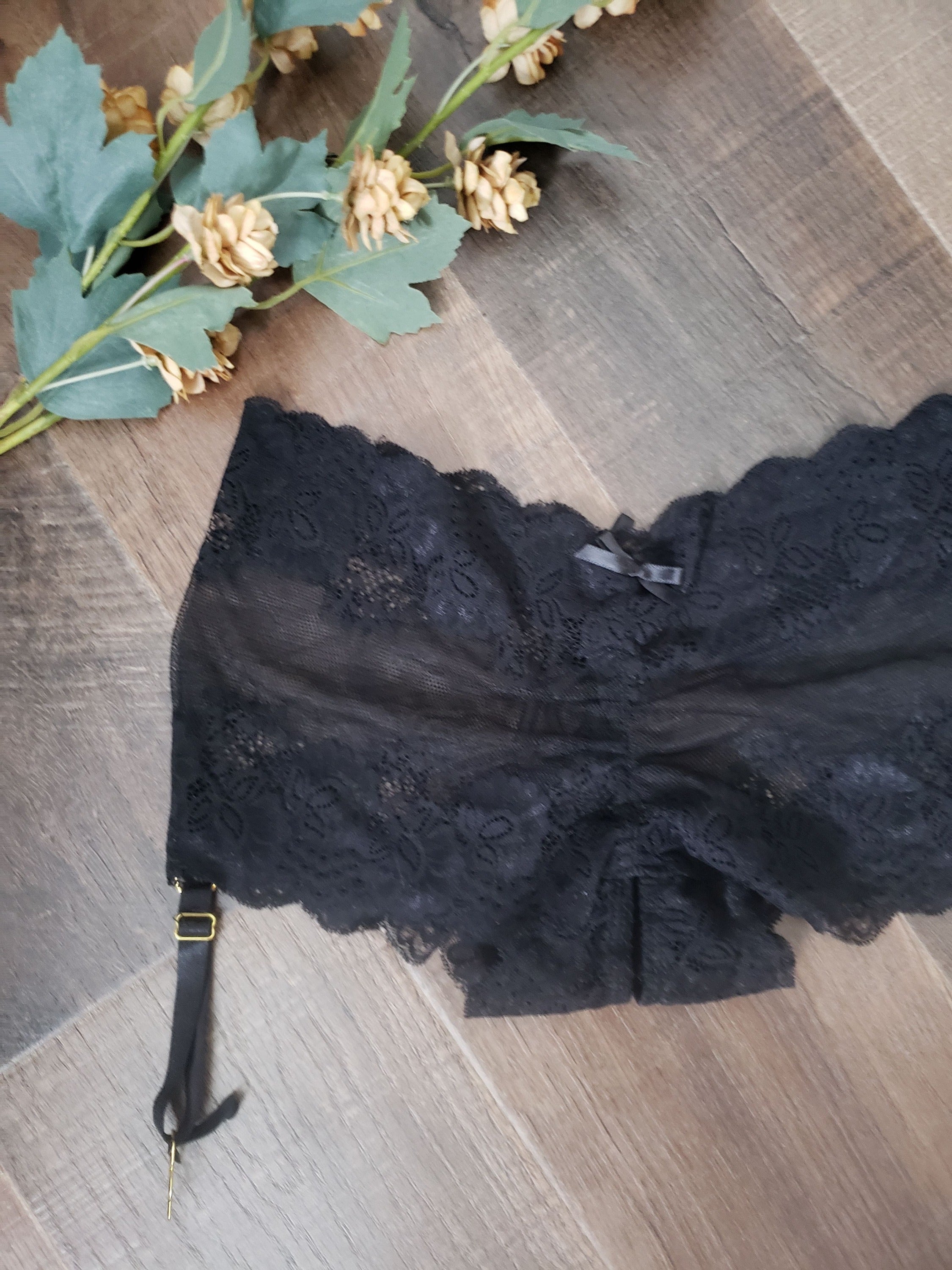 Lace Boyshorts with Garter in Black image 4