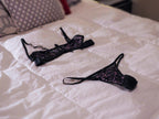 Riley Garter Set