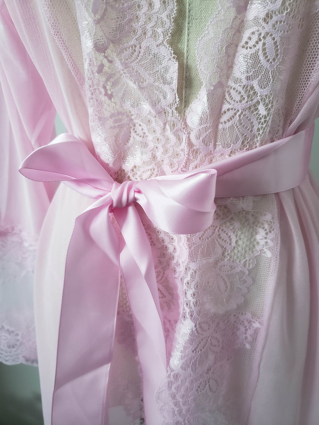 Lace and Mesh Robe with Panty in Blush Pink image 6