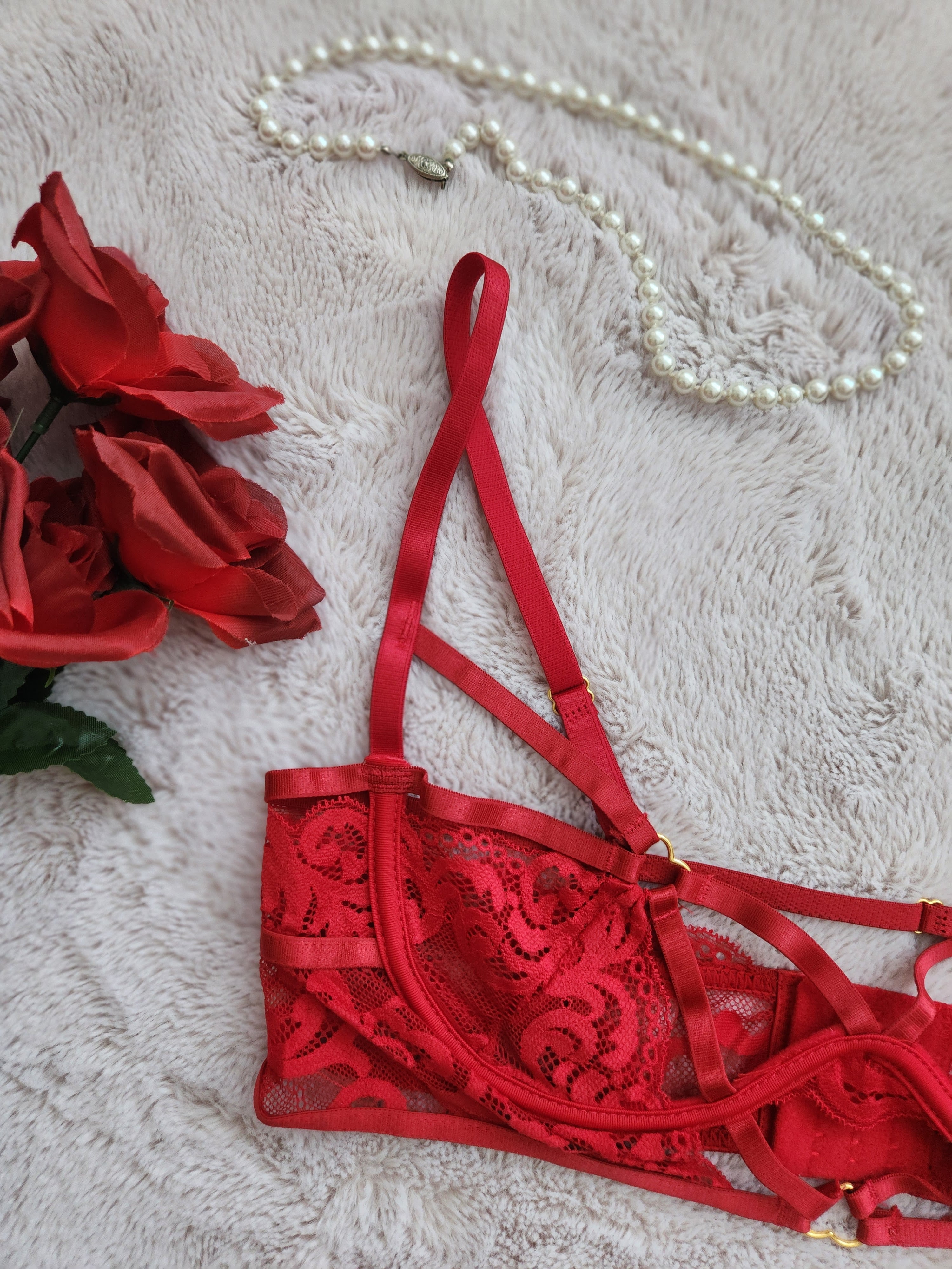 Valentina Lace and Strap Set in Red image 9
